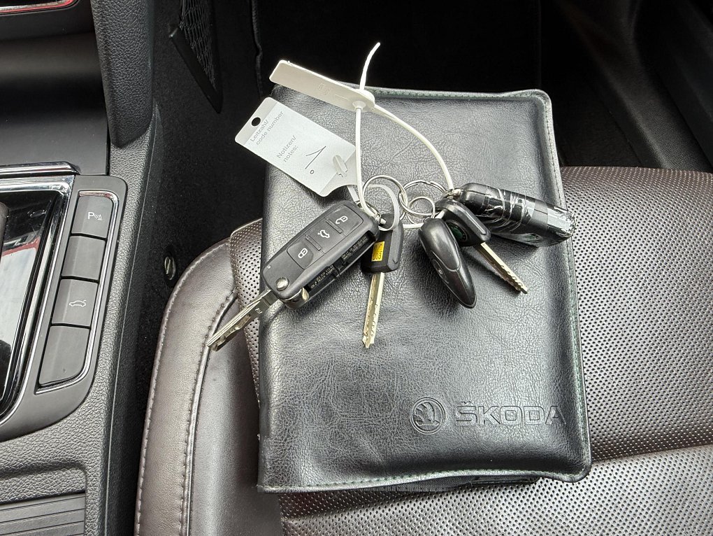 Škoda Superb II 2.0 TDi L&K