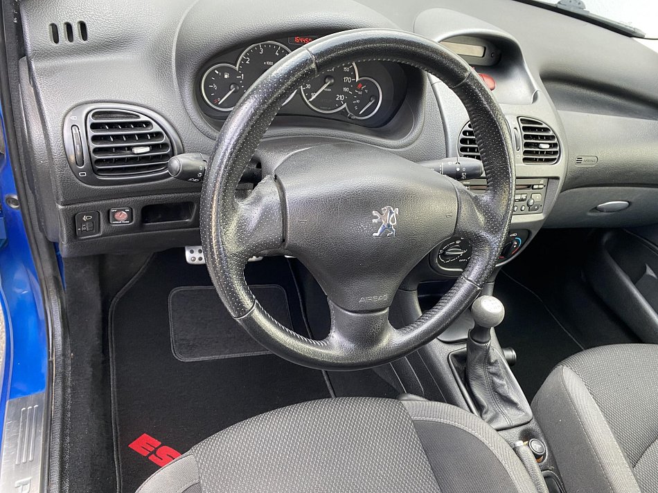 Peugeot 206 1.4i 