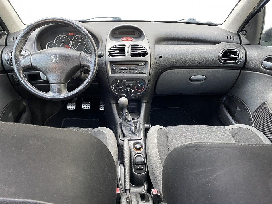 Peugeot 206 1.4i 