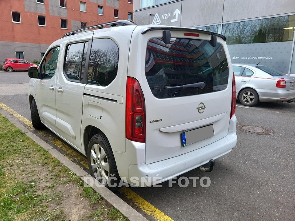 Opel Combo 1.5CDTi Elegance