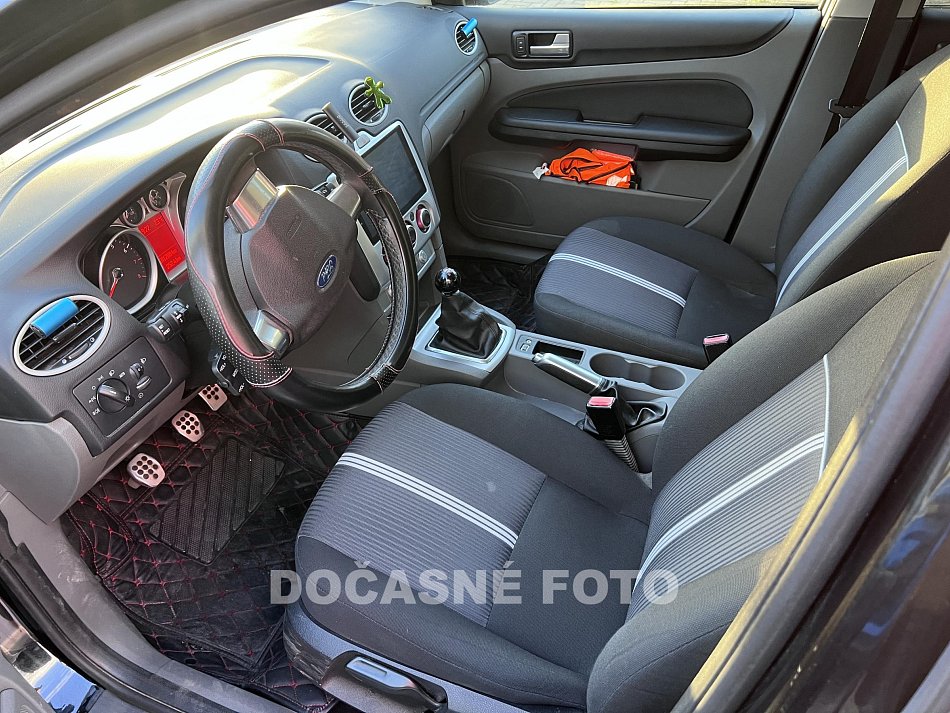 Ford Focus 1.6i 