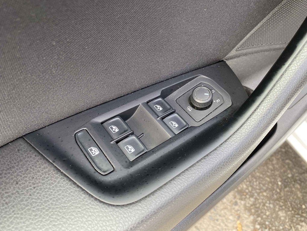 Volkswagen Passat 2.0 TDi Business