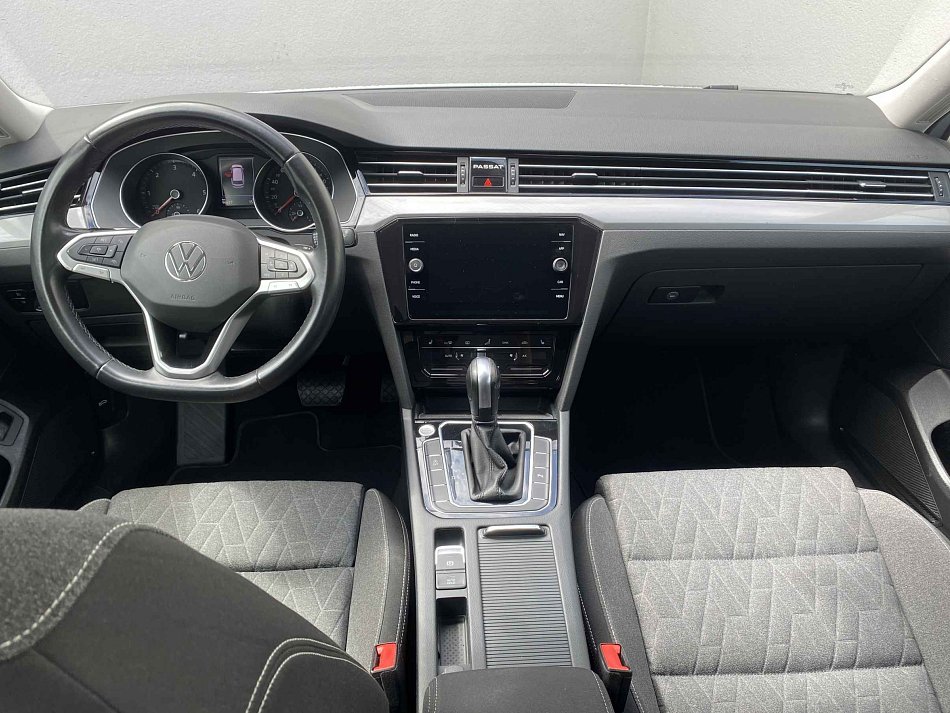 Volkswagen Passat 2.0 TDi Business
