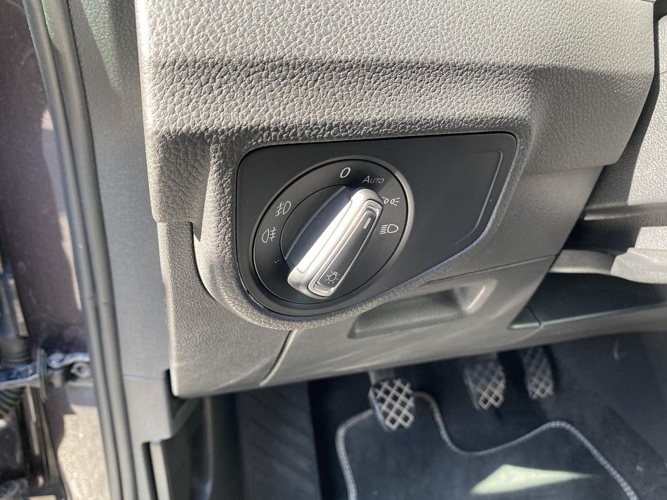 Volkswagen Sportsvan 1.6 TDi Lounge