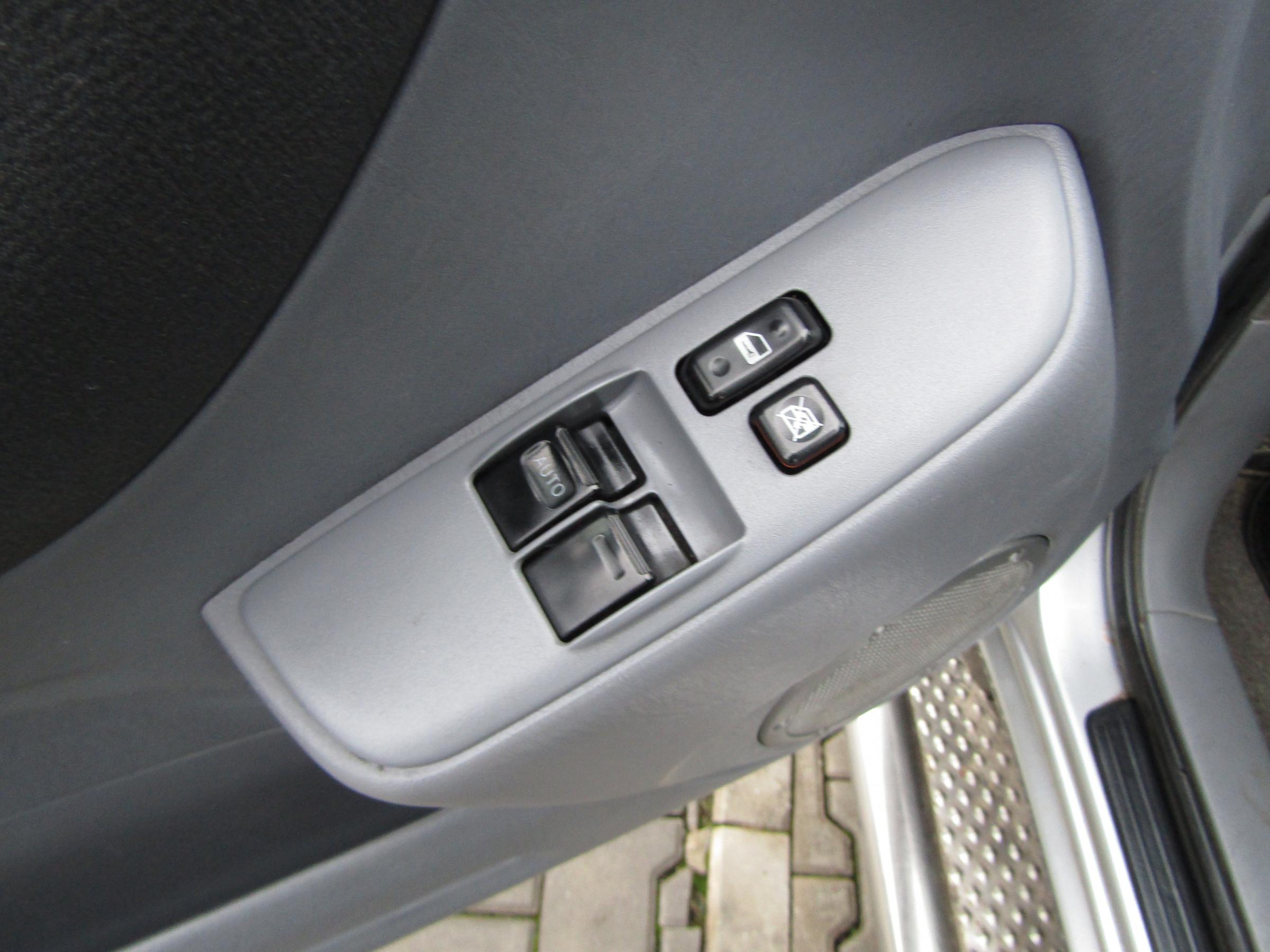 Toyota RAV4, 2002 - pohled č. 12