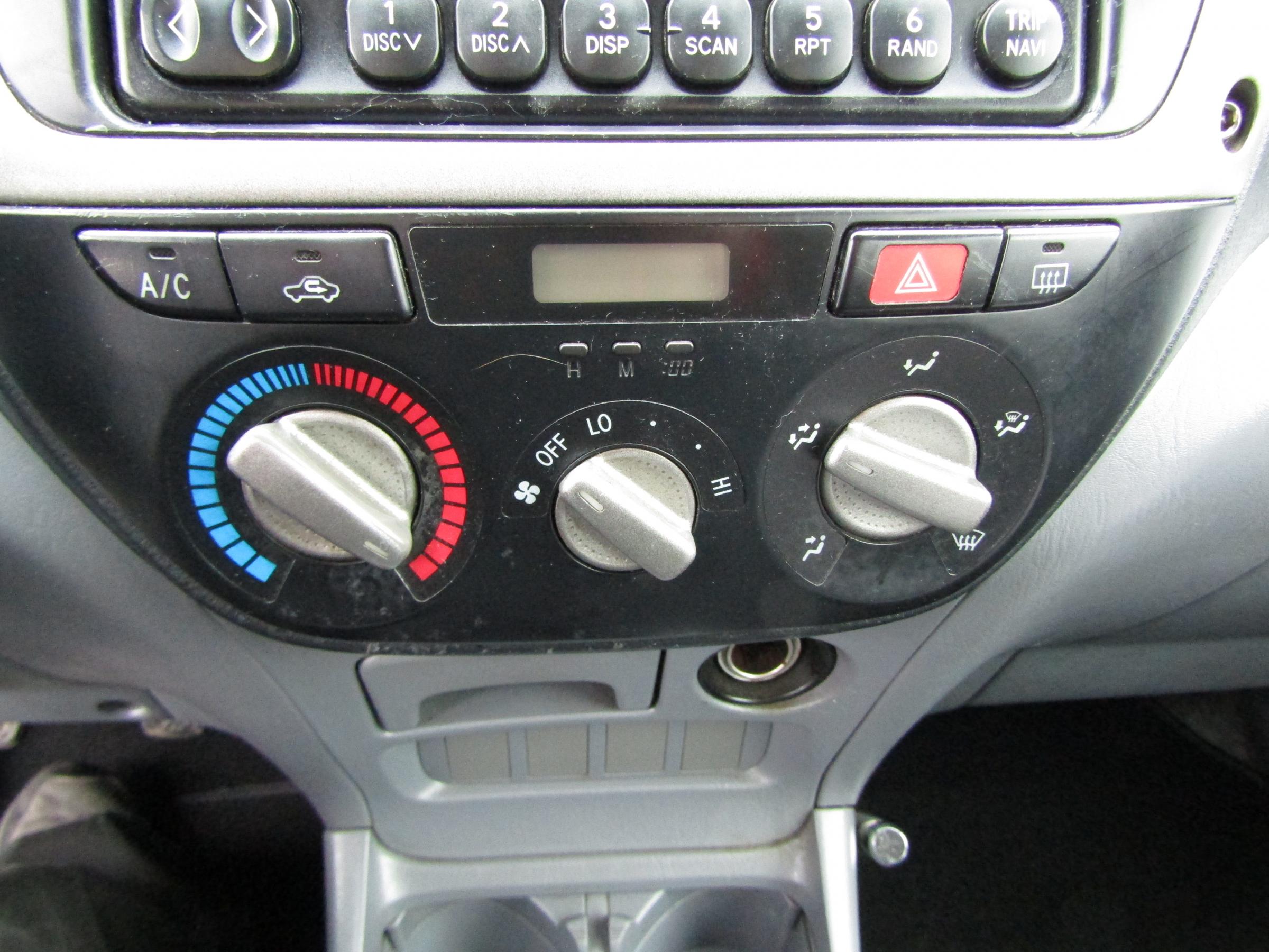 Toyota RAV4, 2002 - pohled č. 13