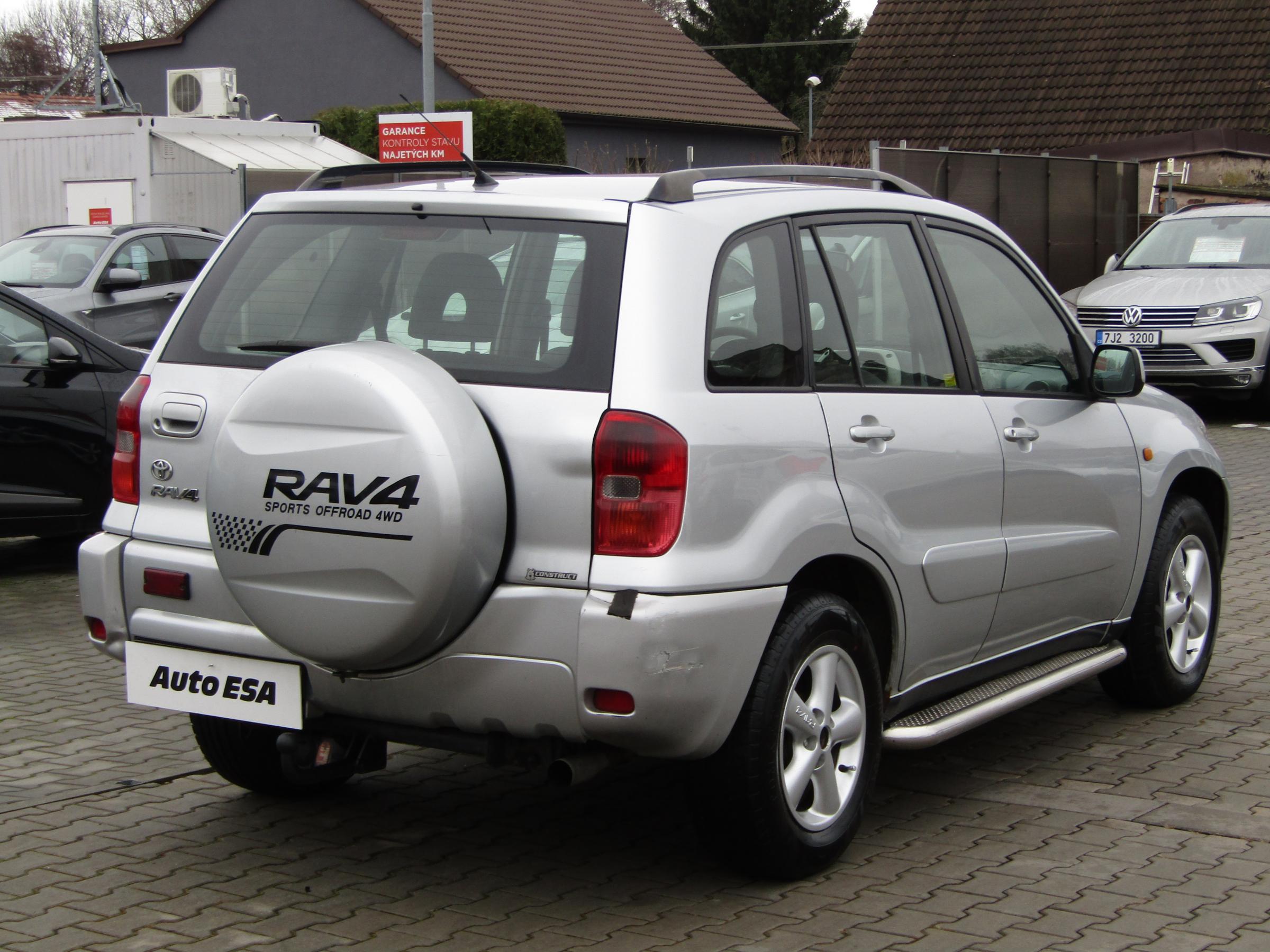 Toyota RAV4, 2002 - pohled č. 4