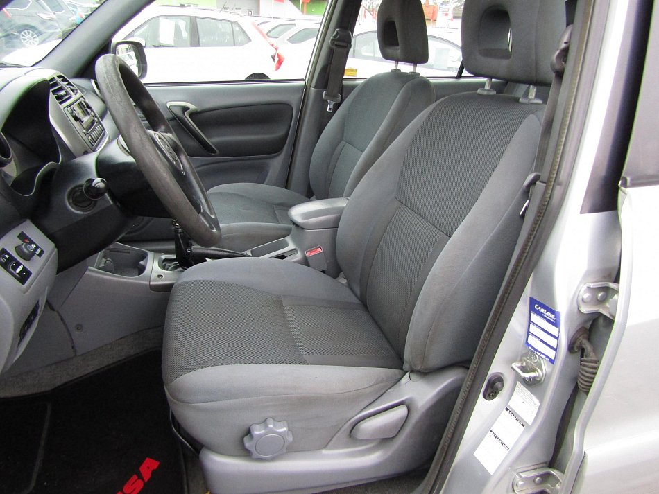 Toyota RAV4 2.0i  4x4