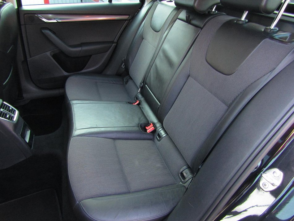 Škoda Octavia III 2.0 TDi Style