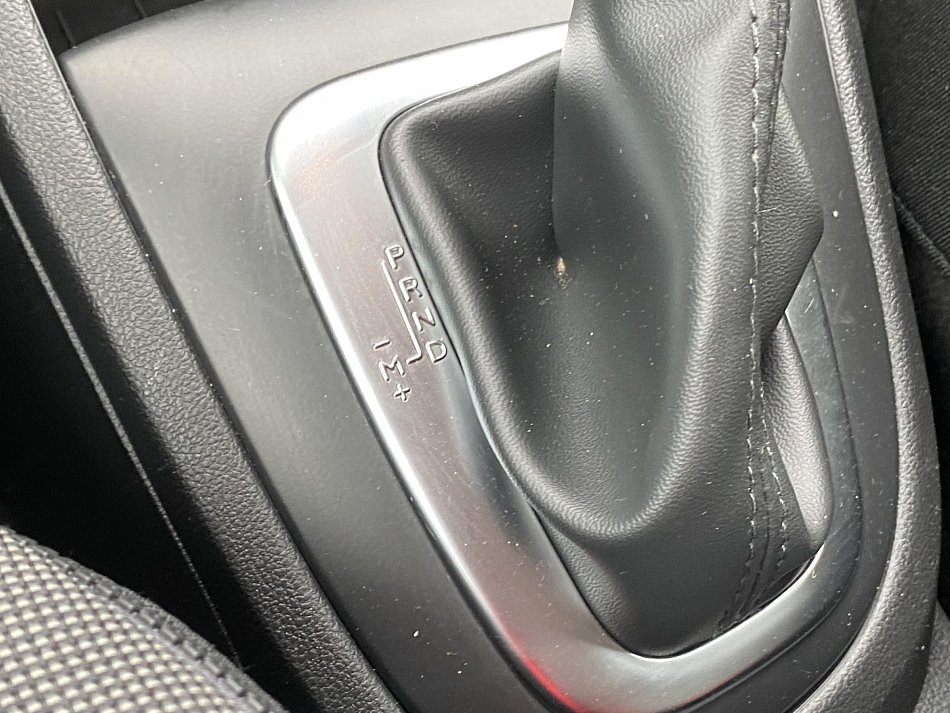 Renault Captur 1.2TCe Intense