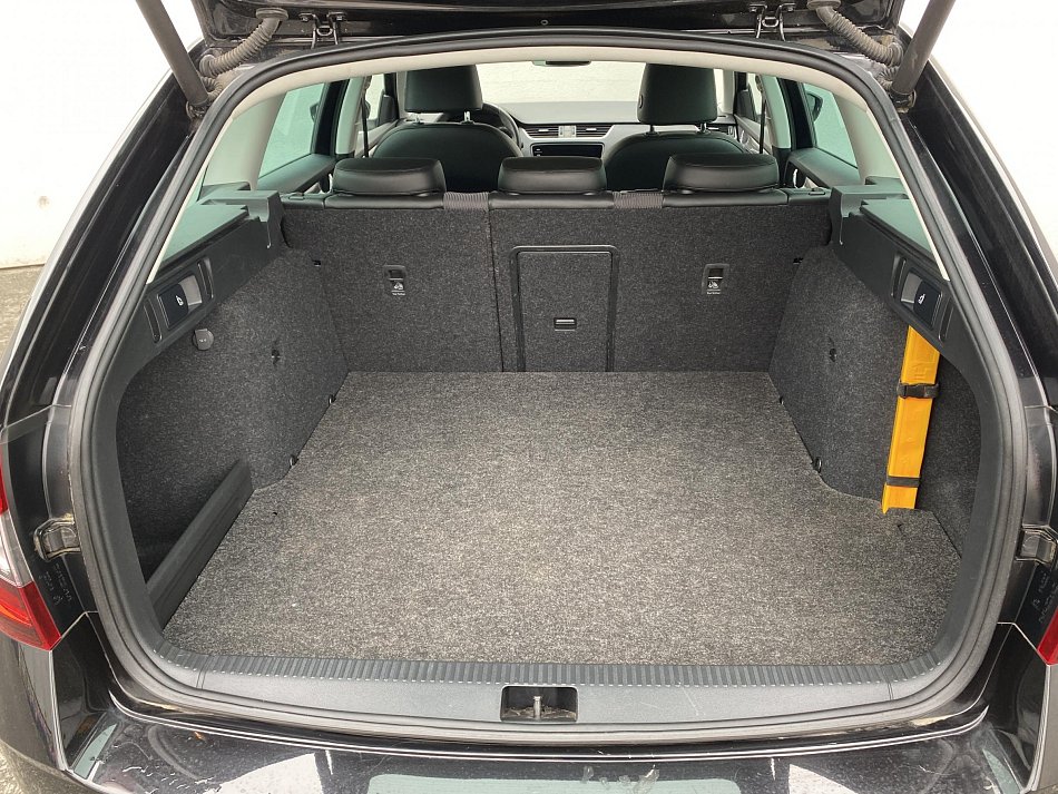 Škoda Octavia III 1.5 TGi Style