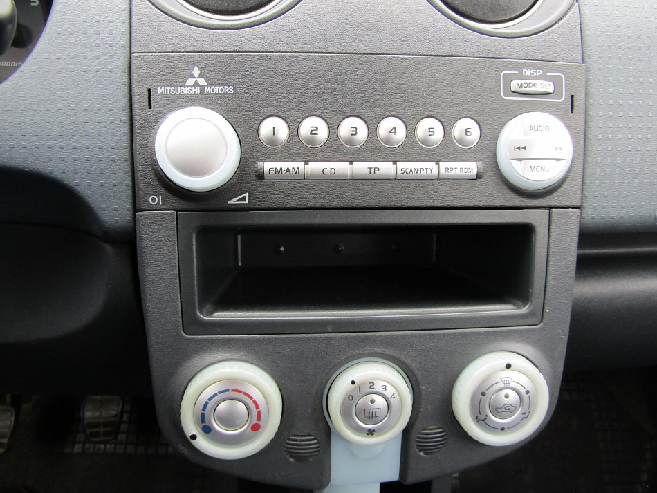 Mitsubishi Colt 1.1i 