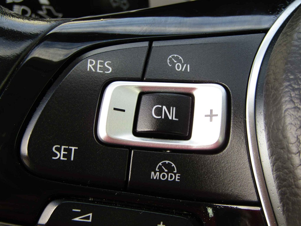 Volkswagen Golf 1.6 TDi 