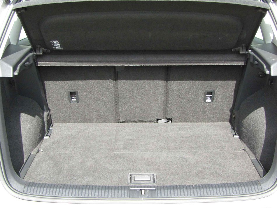 Volkswagen Golf 1.6 TDi 