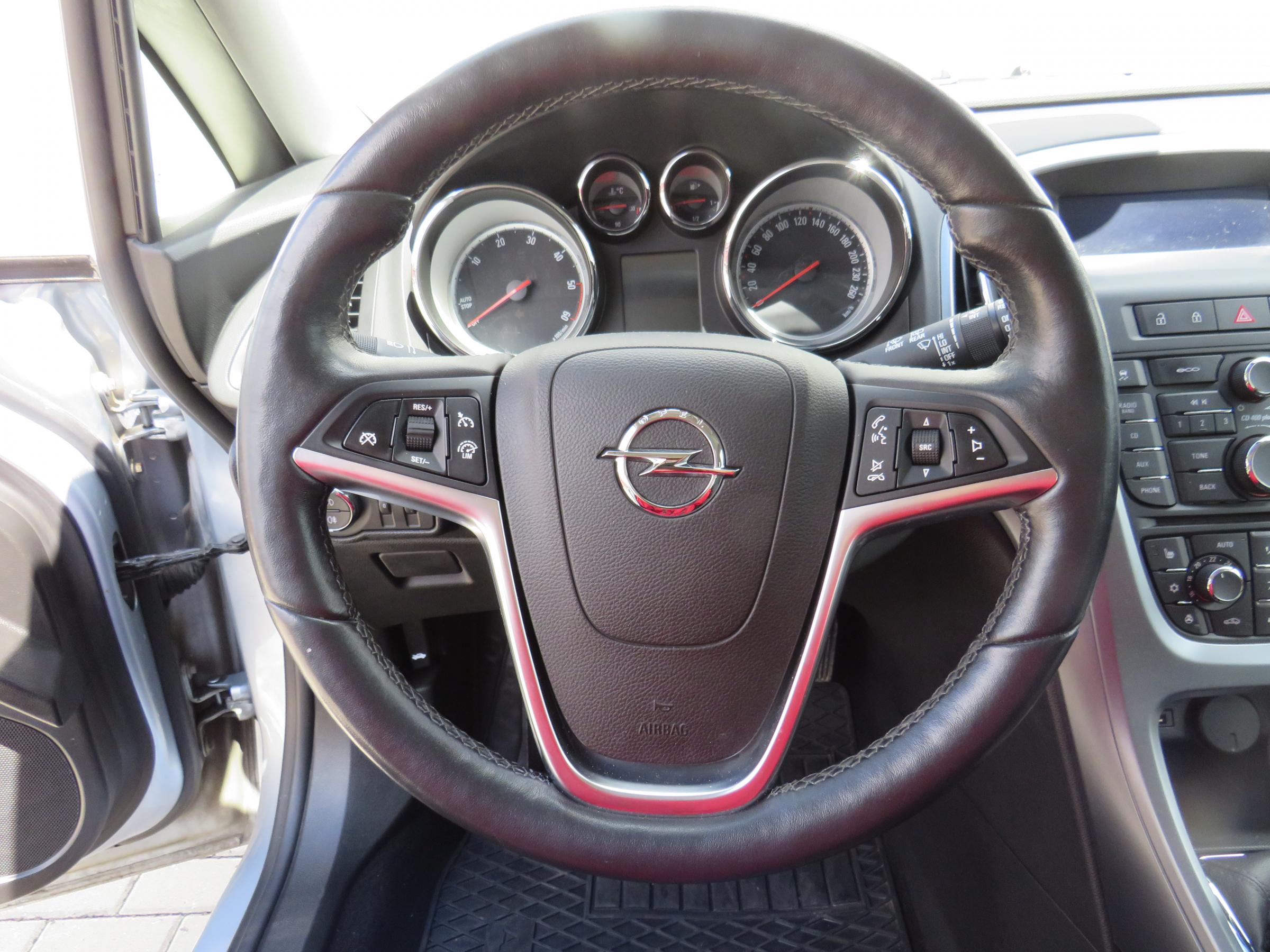 Opel Astra, 2015 - pohled č. 11