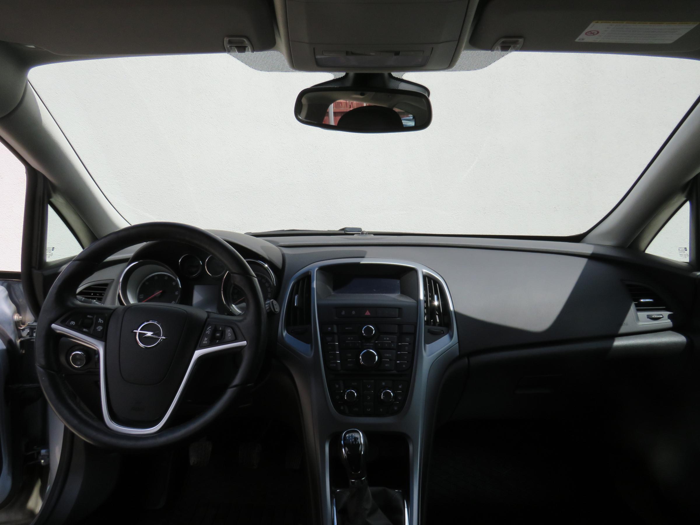 Opel Astra, 2015 - pohled č. 12