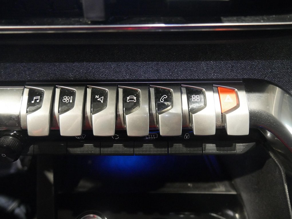 Peugeot 5008 1.5 HDi 