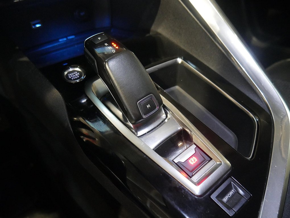 Peugeot 5008 1.5 HDi 