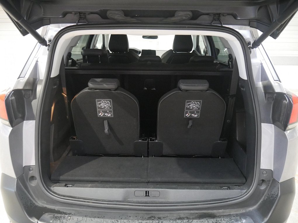 Peugeot 5008 1.5 HDi 