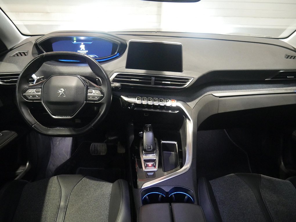 Peugeot 5008 1.5 HDi 