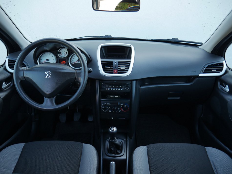 Peugeot 207 1.4i 