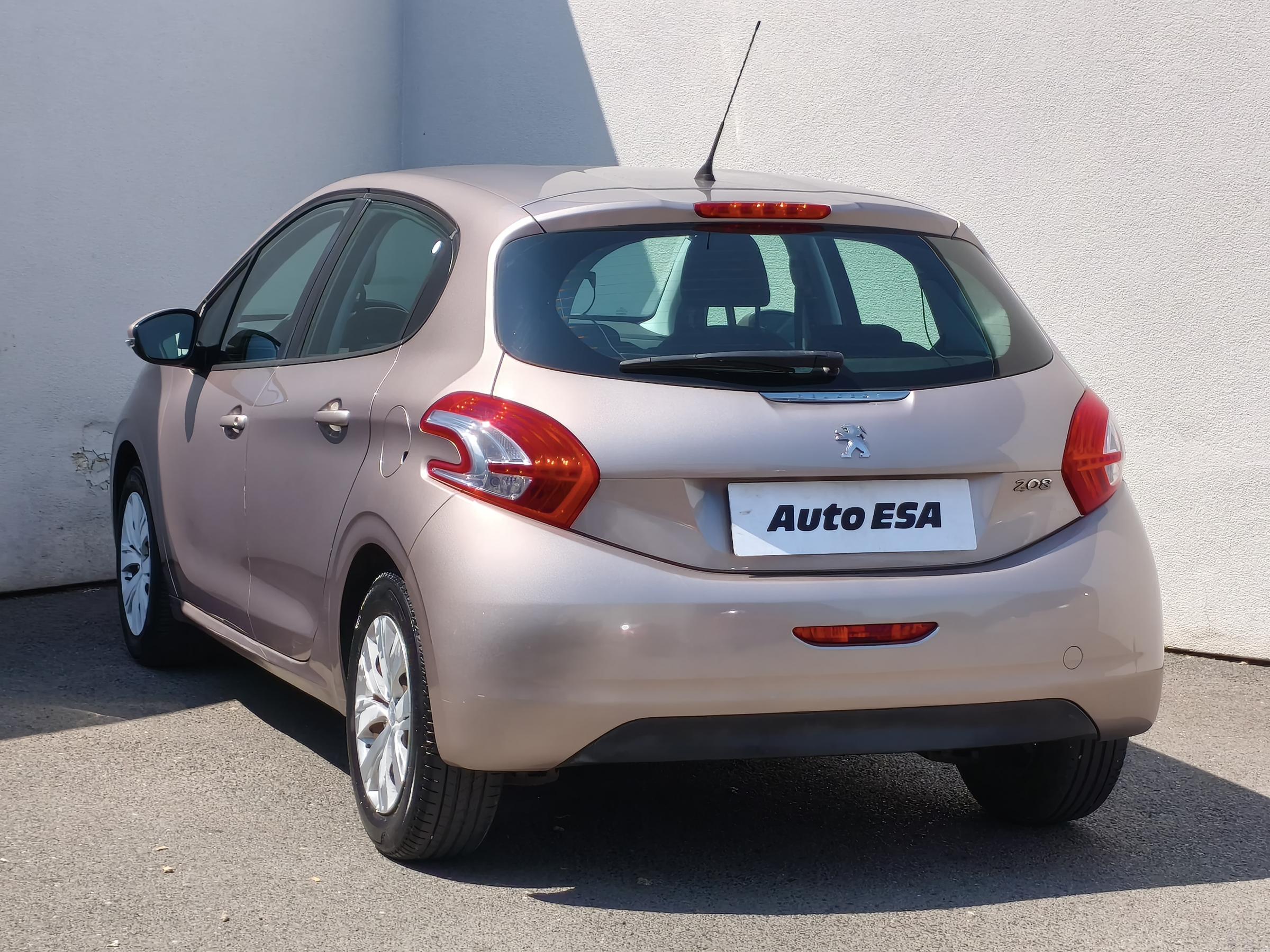 Peugeot 208, 2012 - pohled č. 6