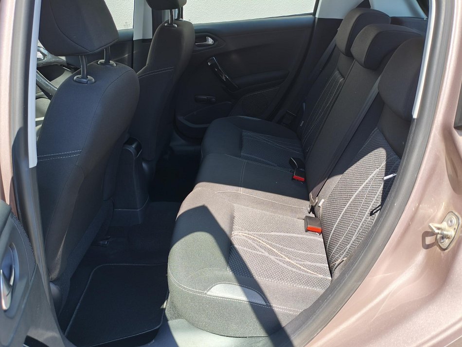 Peugeot 208 1.2 VTi Active