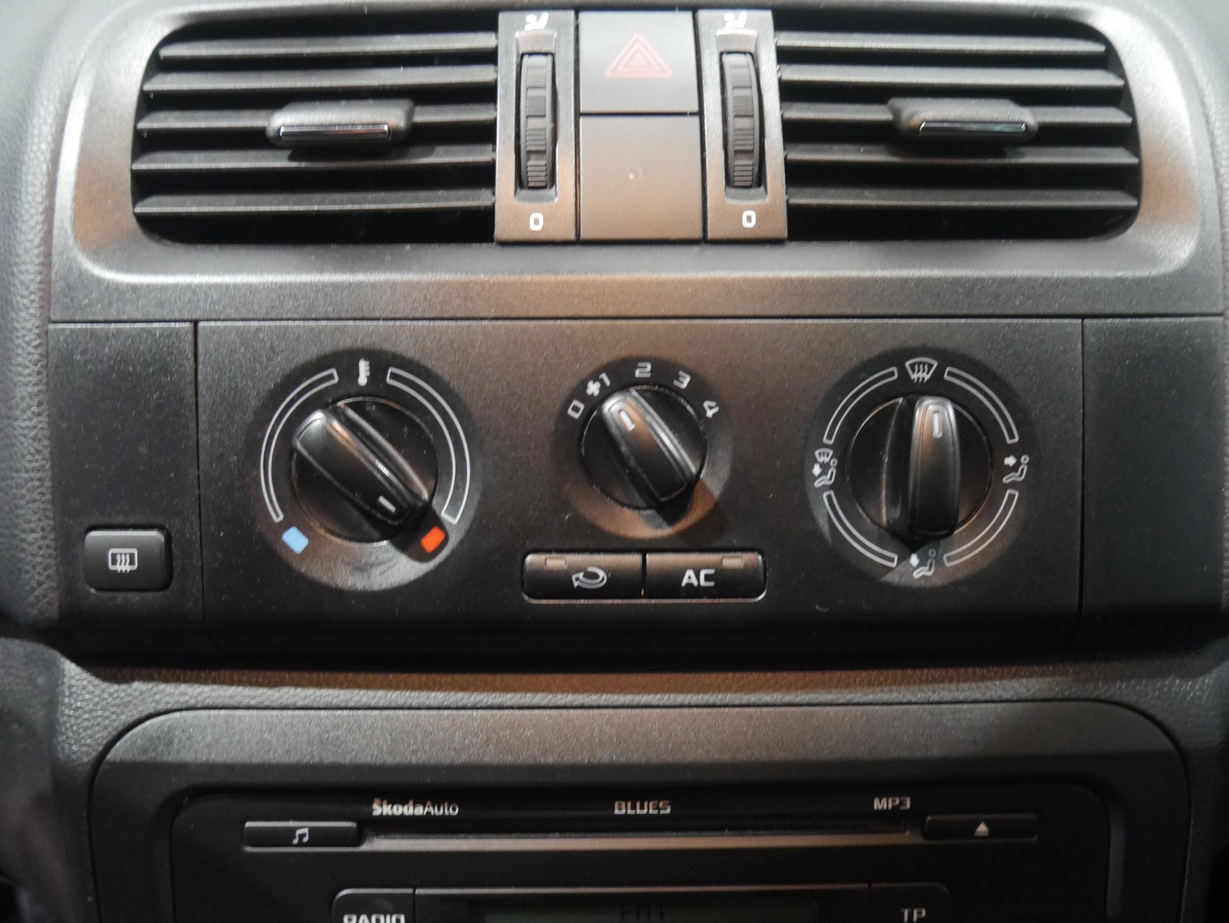 Škoda Fabia II, 2012 - pohled č. 13