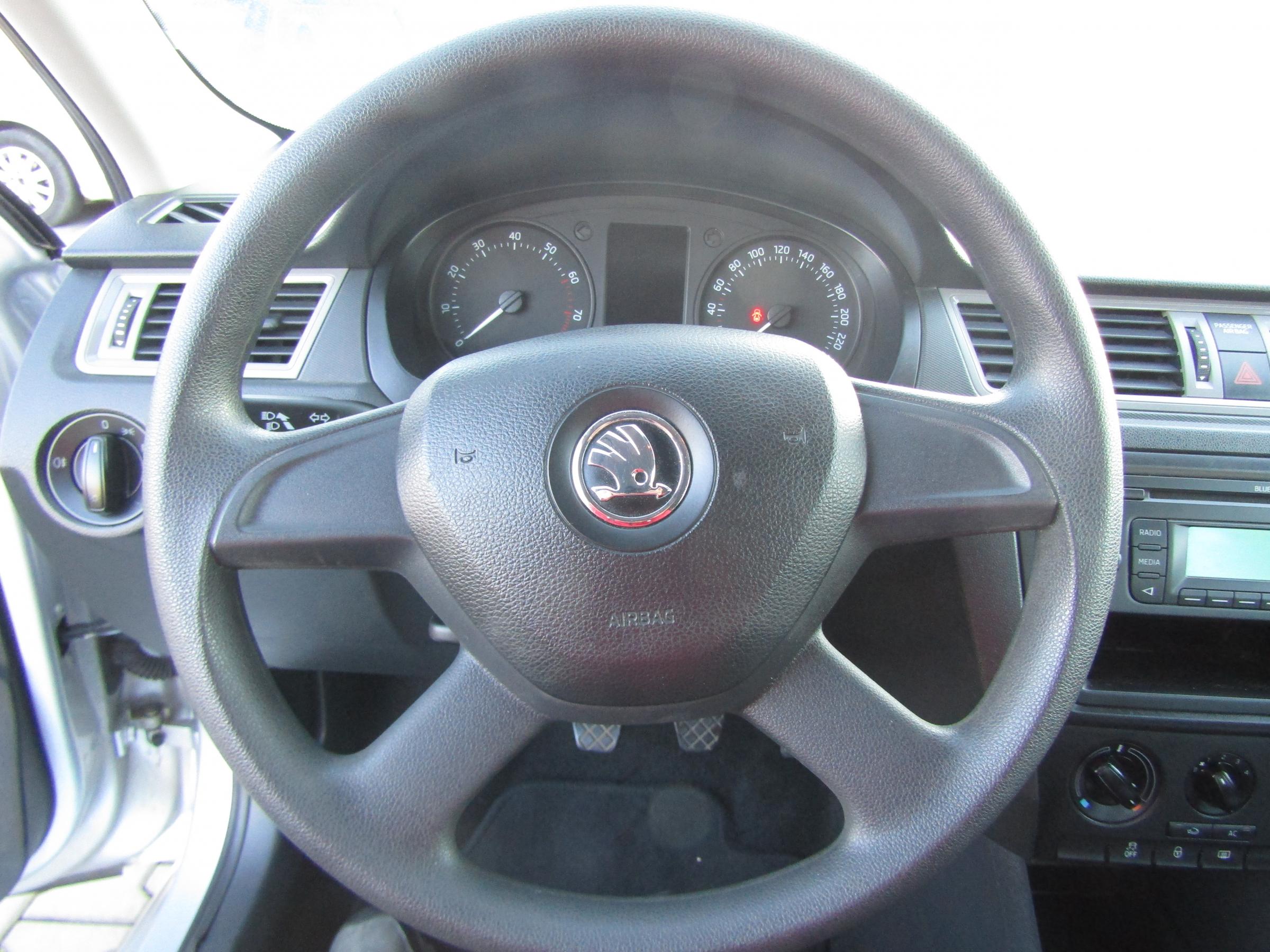 Škoda Rapid, 2013 - pohled č. 17