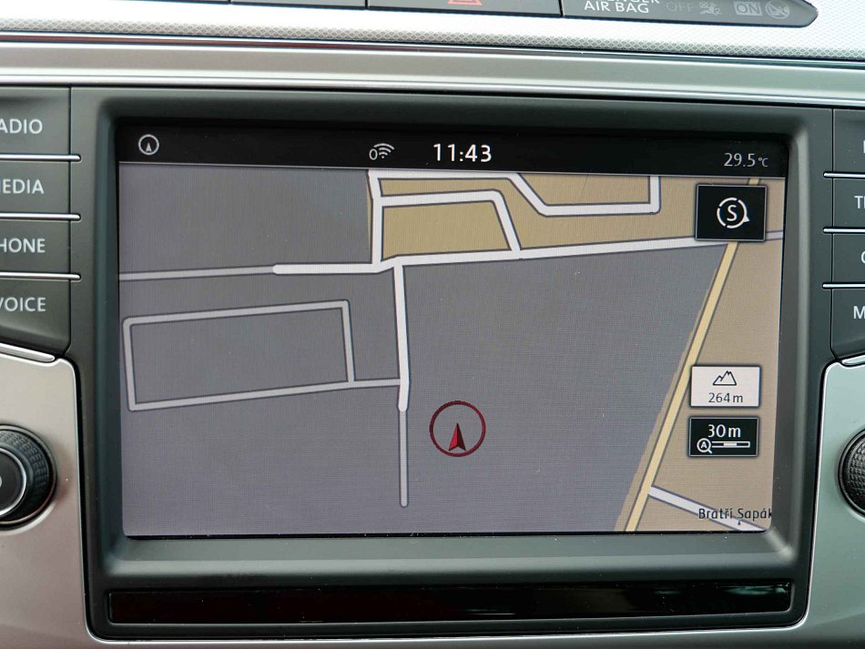 Volkswagen Passat 2.0 TDi 