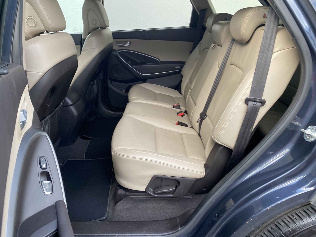 Hyundai Santa Fe 2.2CRDi Luxury 4x4, 7míst
