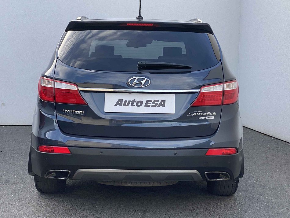 Hyundai Santa Fe 2.2CRDi Luxury 4x4, 7míst
