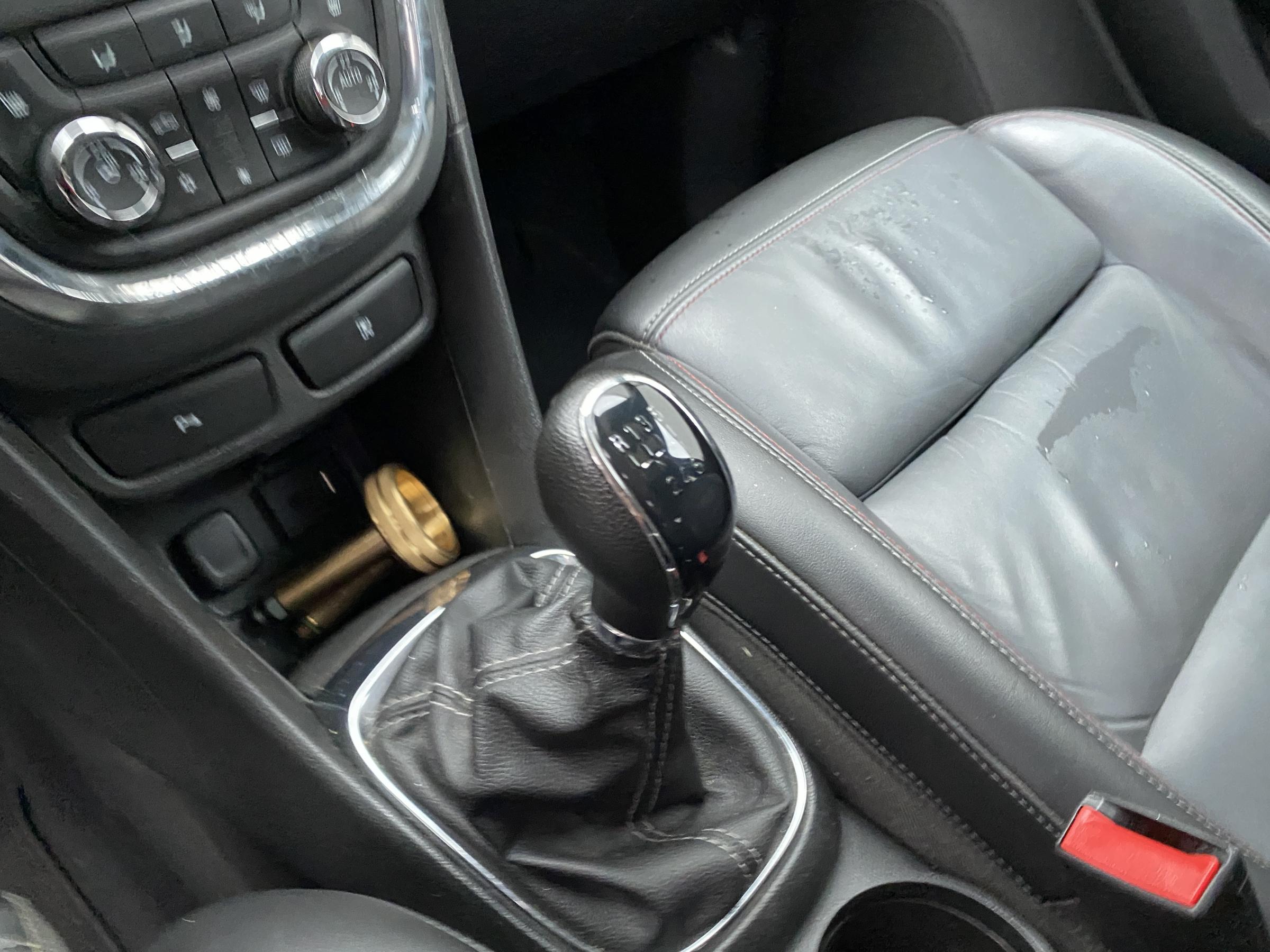 Opel Mokka, 2015 - pohled č. 15