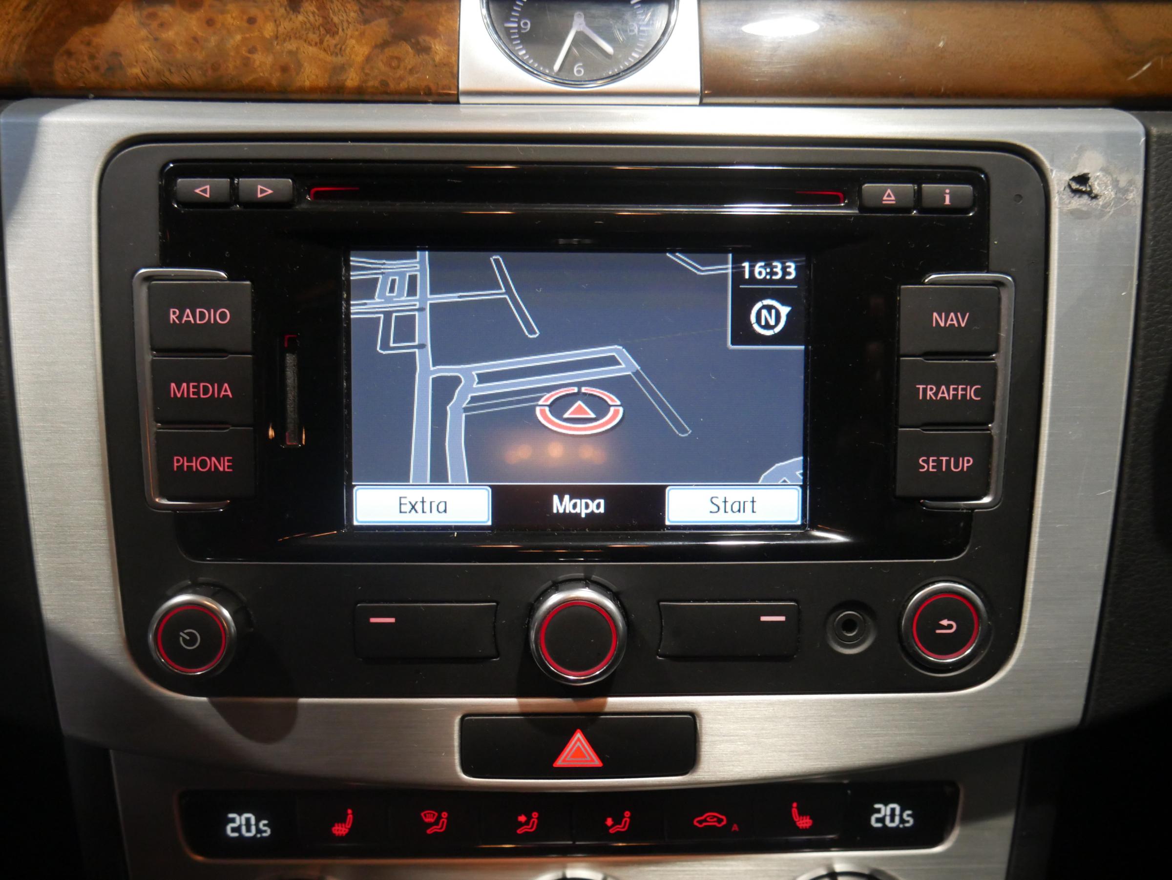 Volkswagen Passat, 2012 - pohled č. 15