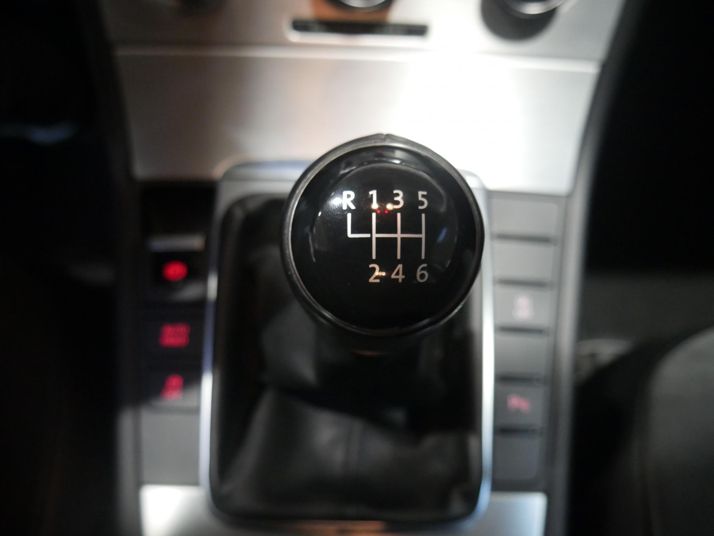 Volkswagen Passat, 2012 - pohled č. 18