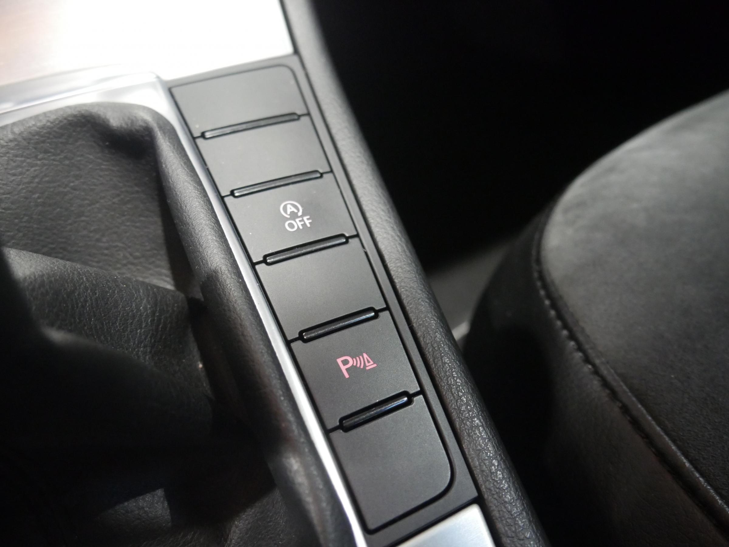 Volkswagen Passat, 2012 - pohled č. 20