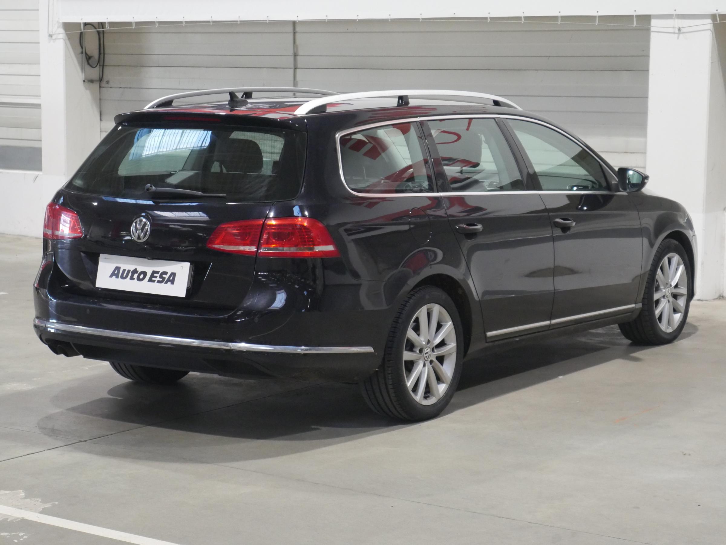 Volkswagen Passat, 2012 - pohled č. 4
