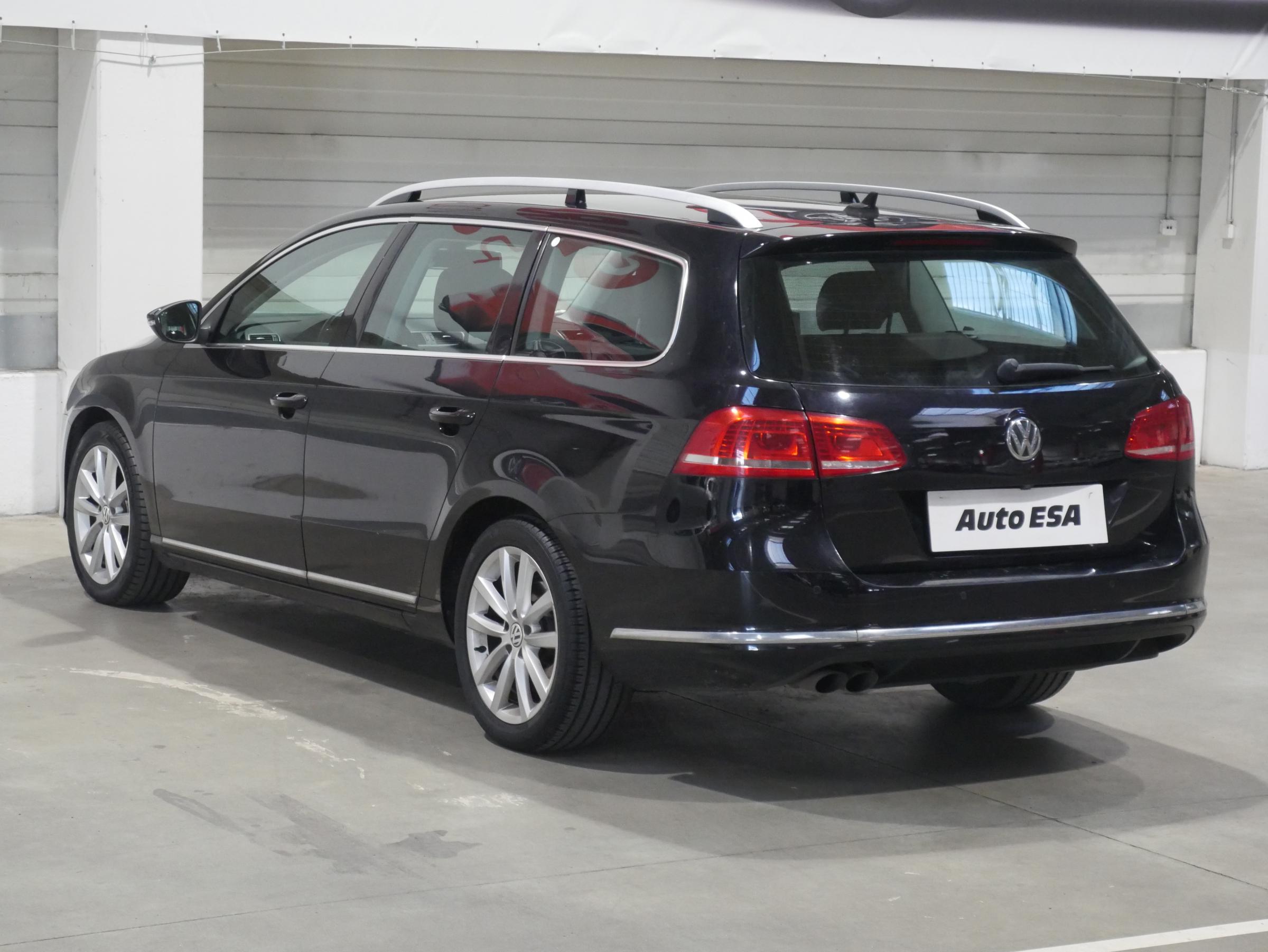 Volkswagen Passat, 2012 - pohled č. 6