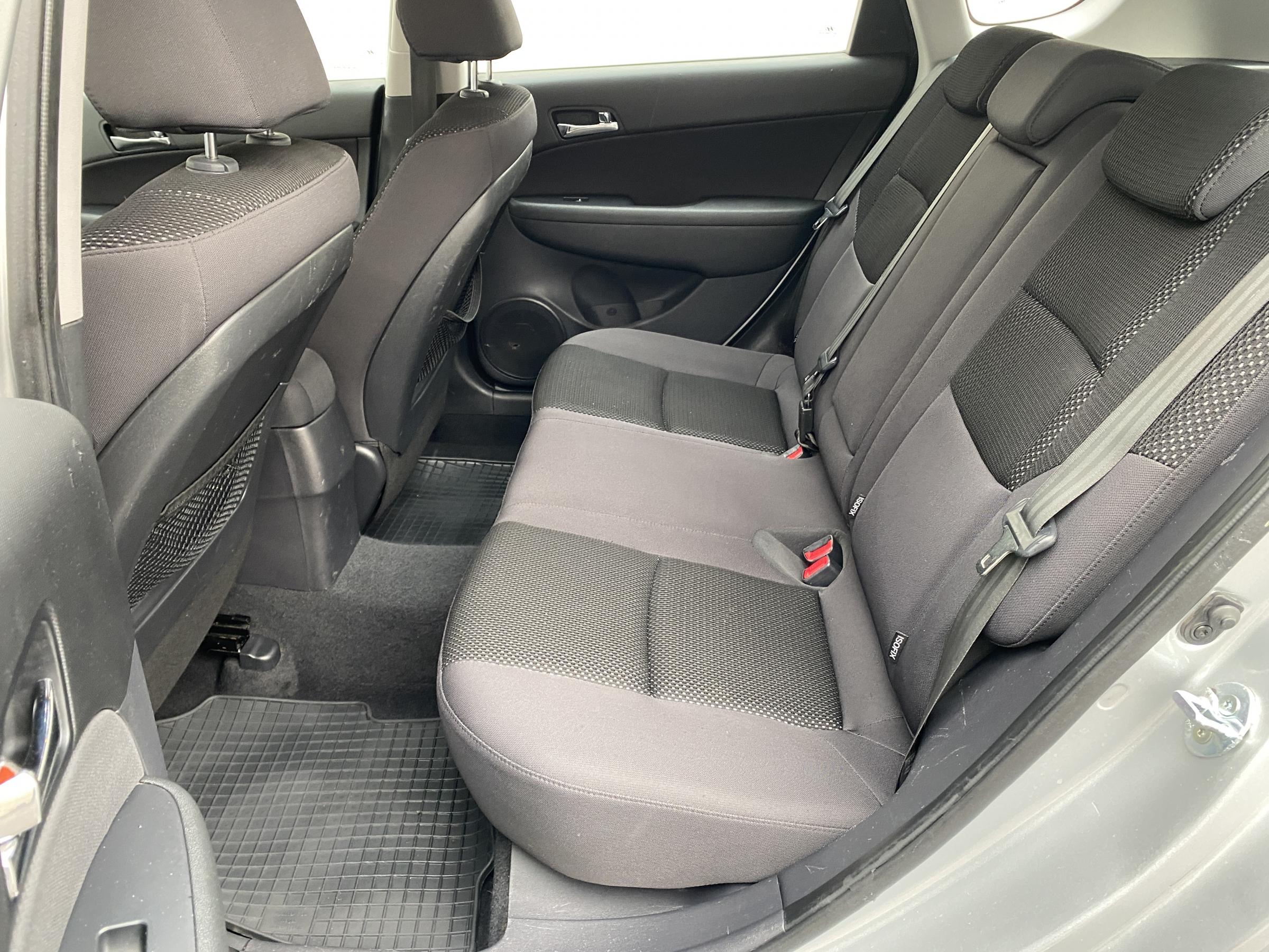 Hyundai i30, 2012 - pohled č. 10