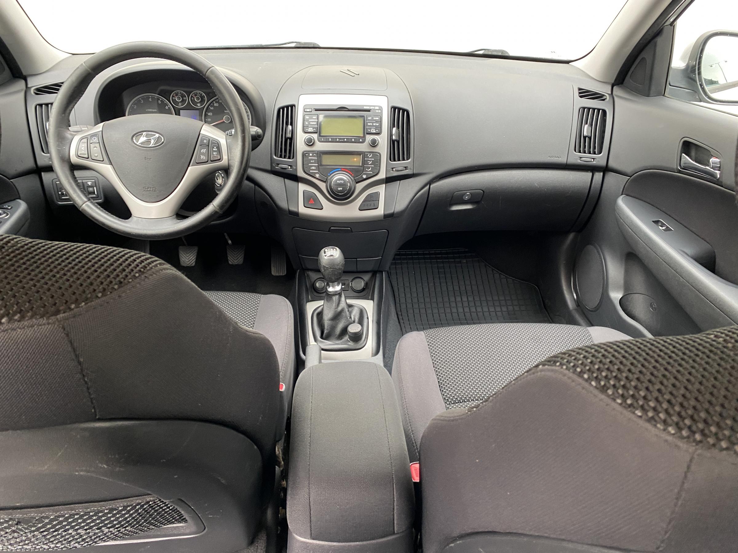 Hyundai i30, 2012 - pohled č. 8