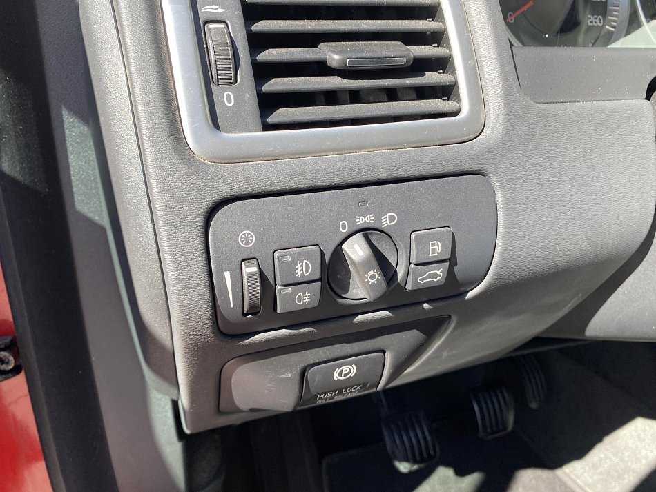 Volvo V70 2.0 D Momentum