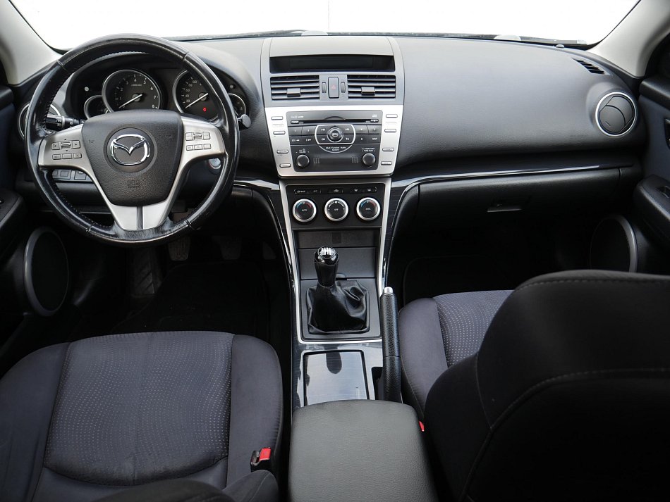 Mazda 6 2.0 i 