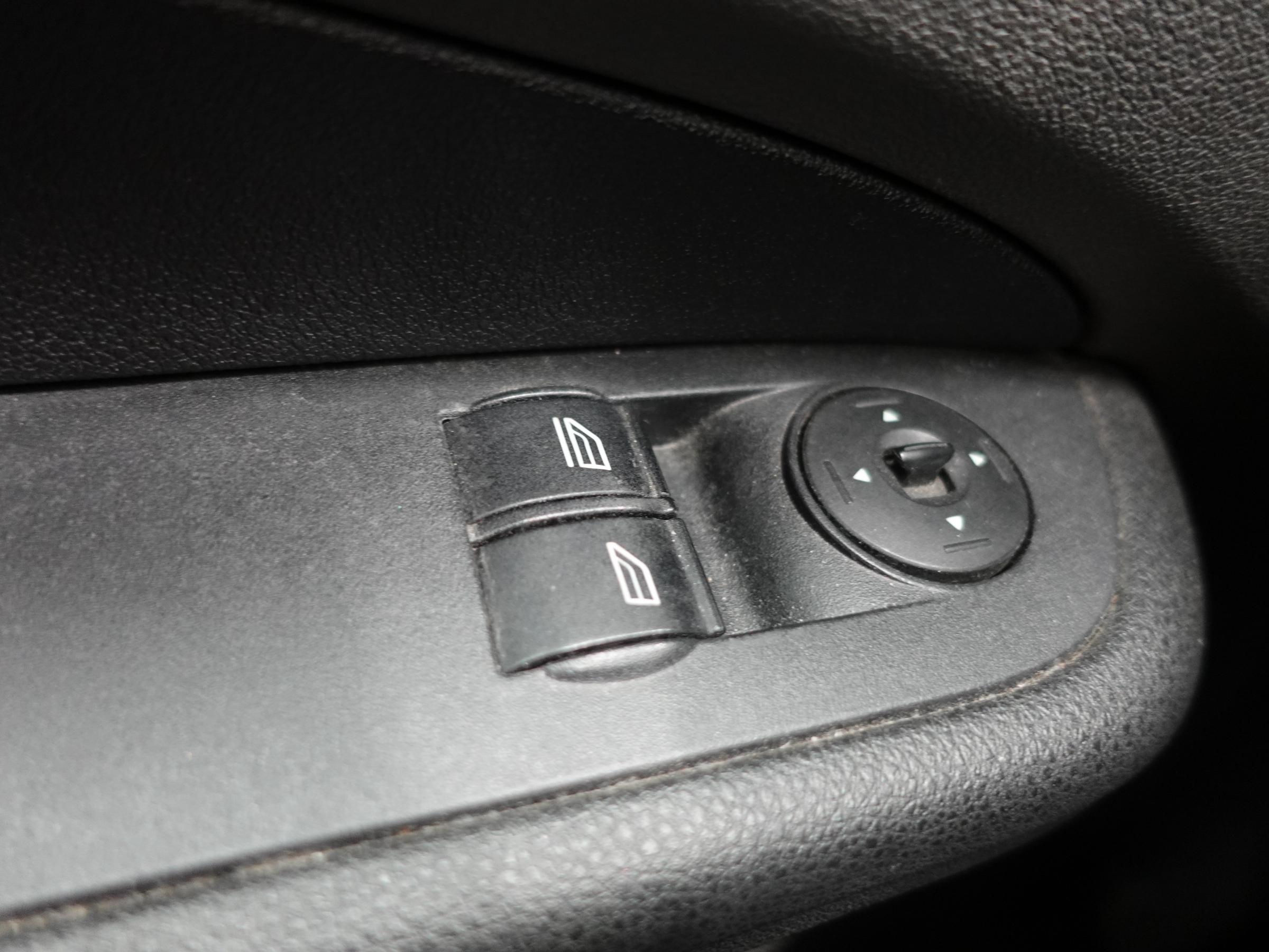 Ford Focus, 2007 - pohled č. 14