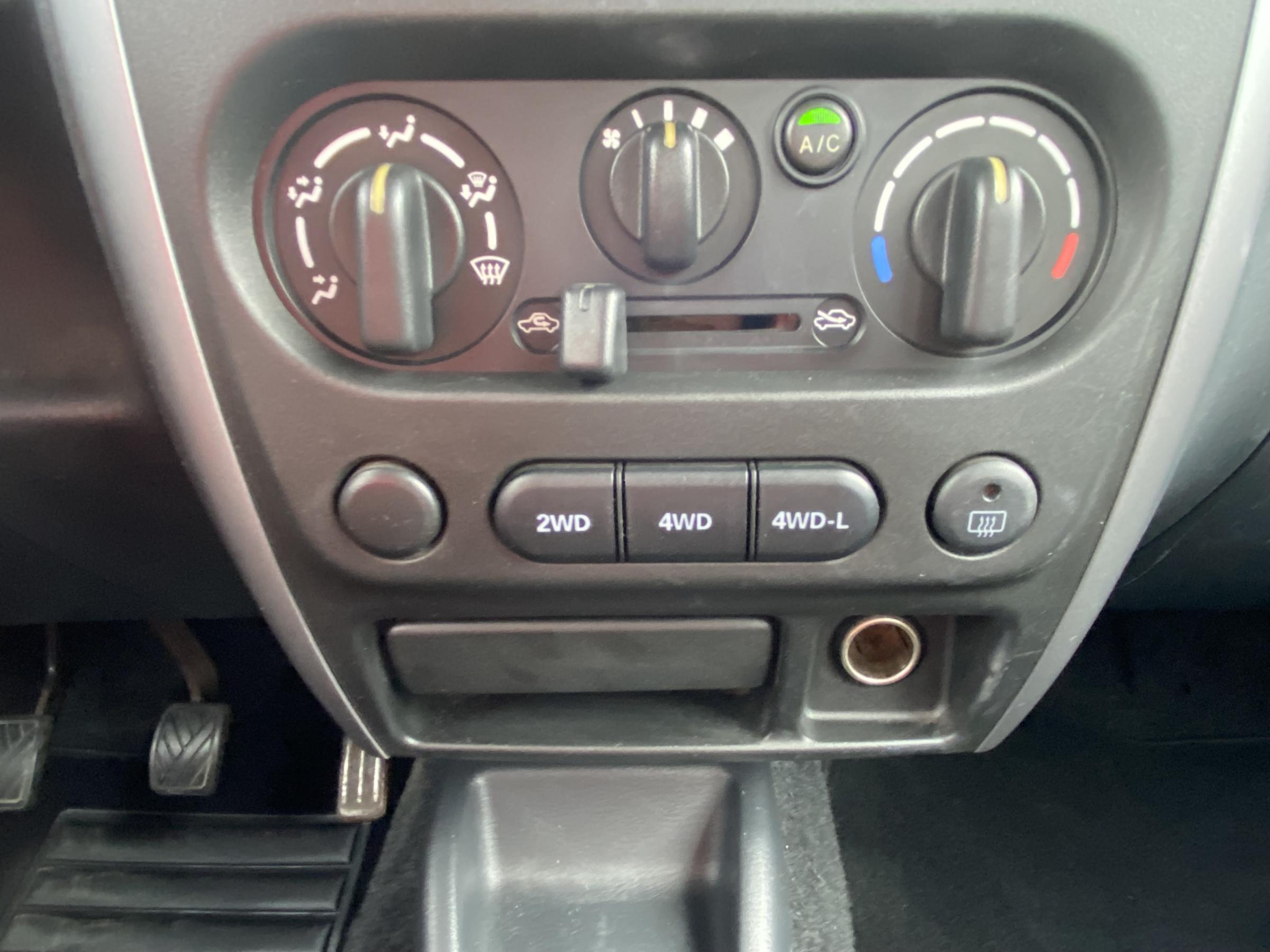 Suzuki Jimny, 2008 - pohled č. 14