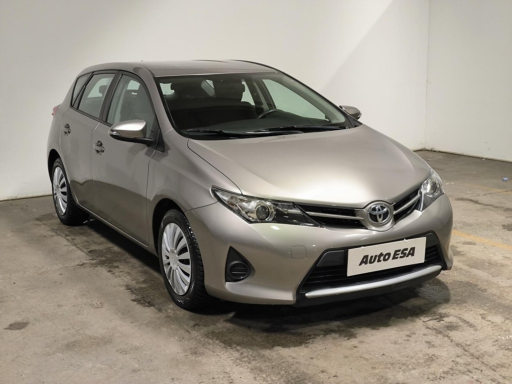 Toyota Auris 1.3 VVT-i Cool