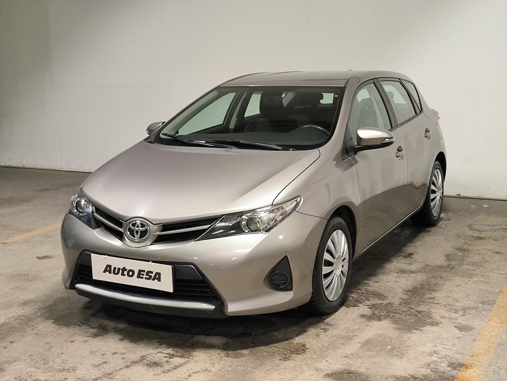 Toyota Auris 1.3 VVT-i Cool