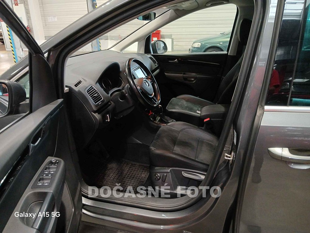 Volkswagen Sharan 2.0 TDI 