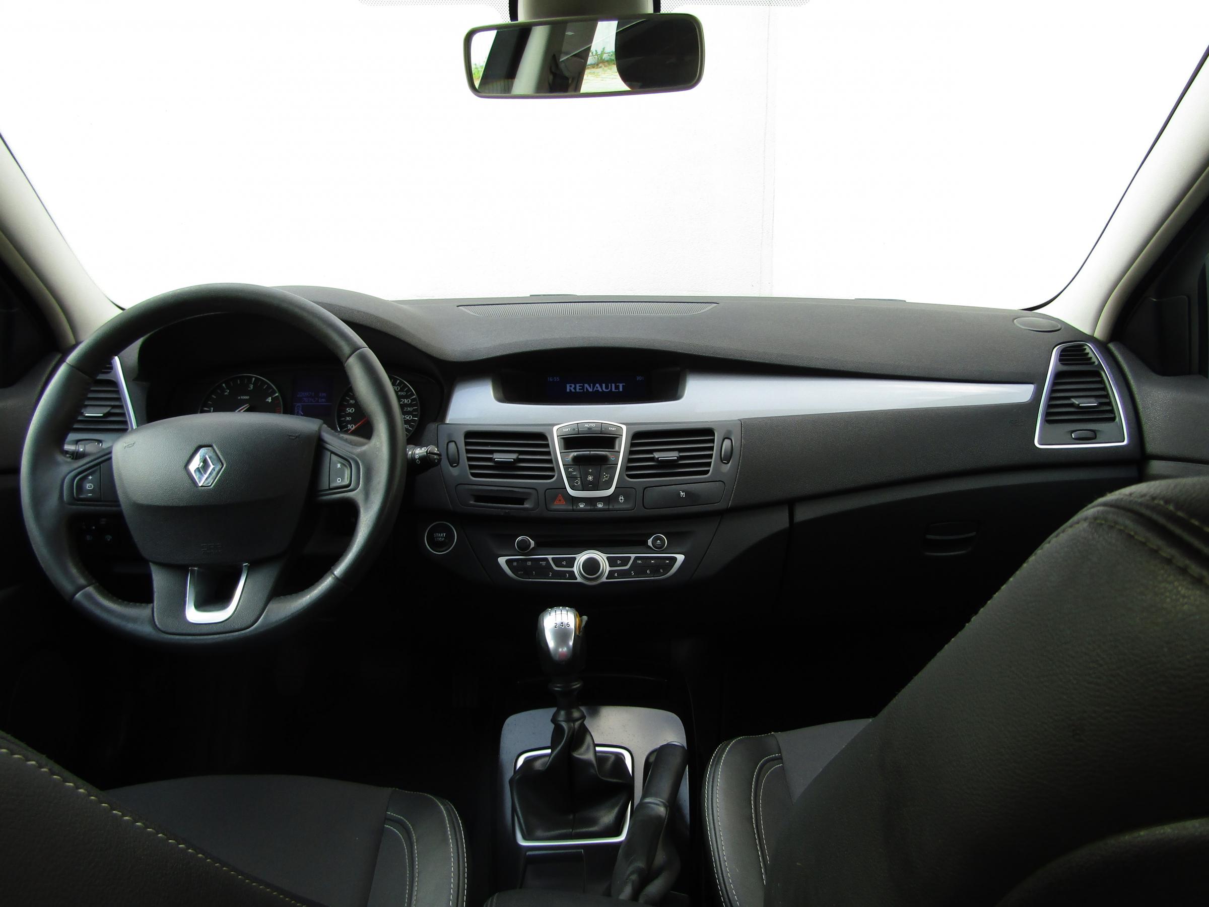 Renault Laguna, 2011 - pohled č. 11