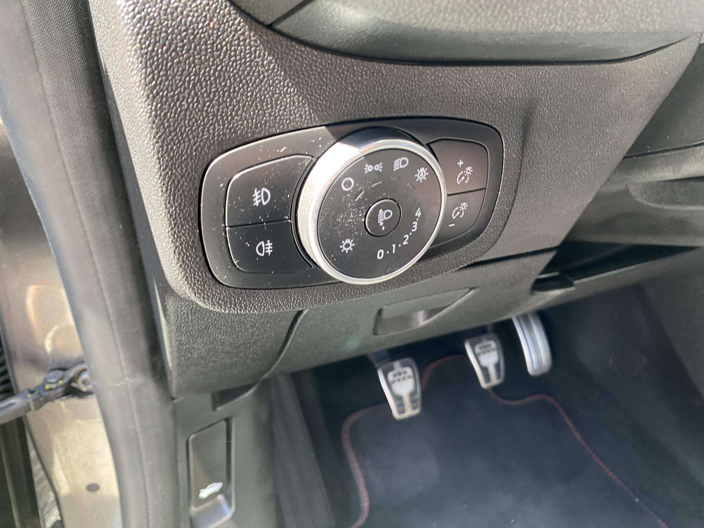 Ford Fiesta, 2019 - pohled č. 16