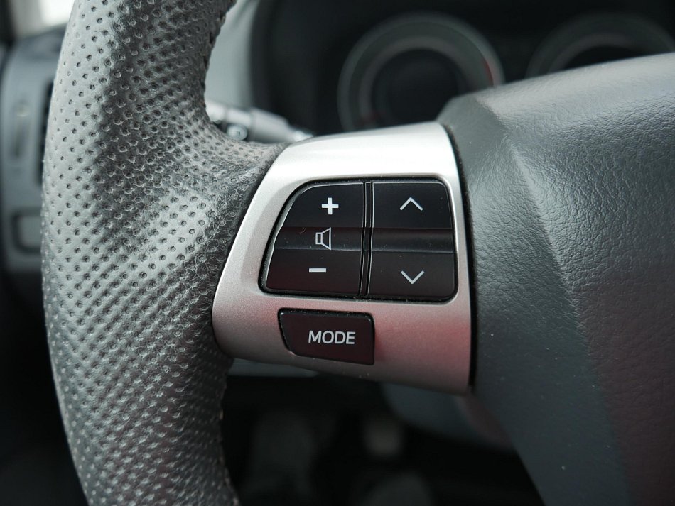 Toyota Auris 1.3VVT-i 